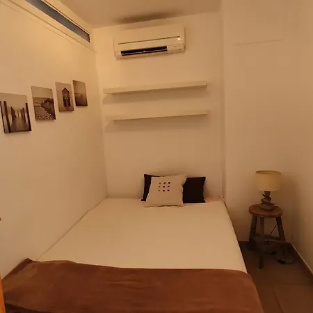 Apartment 4 Pieces Rez-de-chaussee Climatise, Piscine, Animaux Admis A